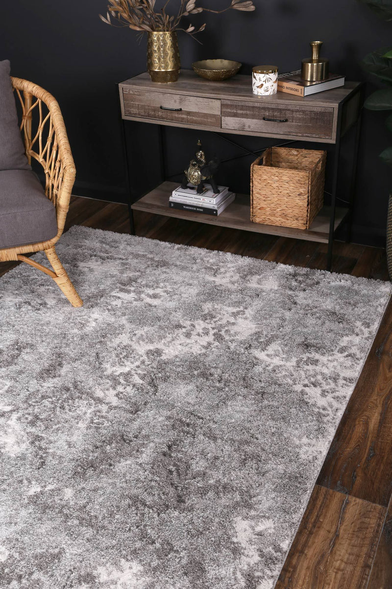 Yuzil Grey Transitional Floral Rug 160x230cm