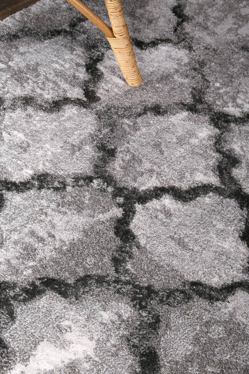 Yuzil Grey Lattice Rug 240x330cm