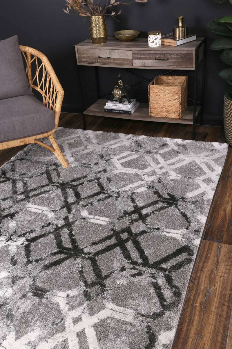 Yuzil Grey White Lattice Rug 240x330cm