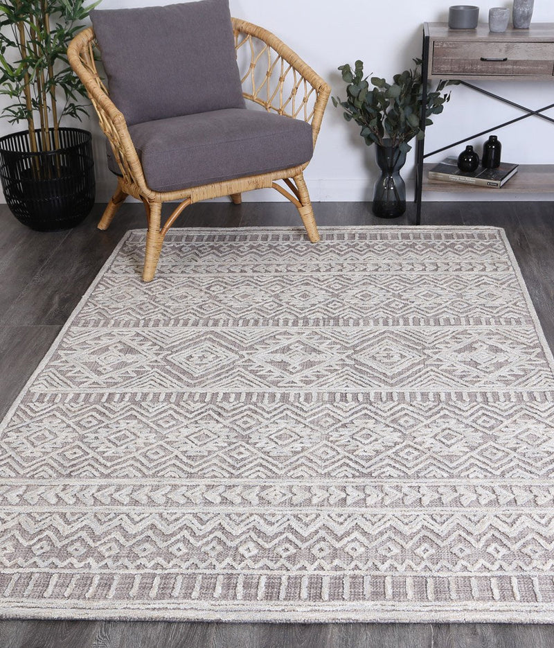 Mila Tribal Light Grey Rug 200x290cm