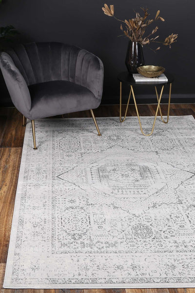 Isaiah Grey Traditional Rug 120x170cm